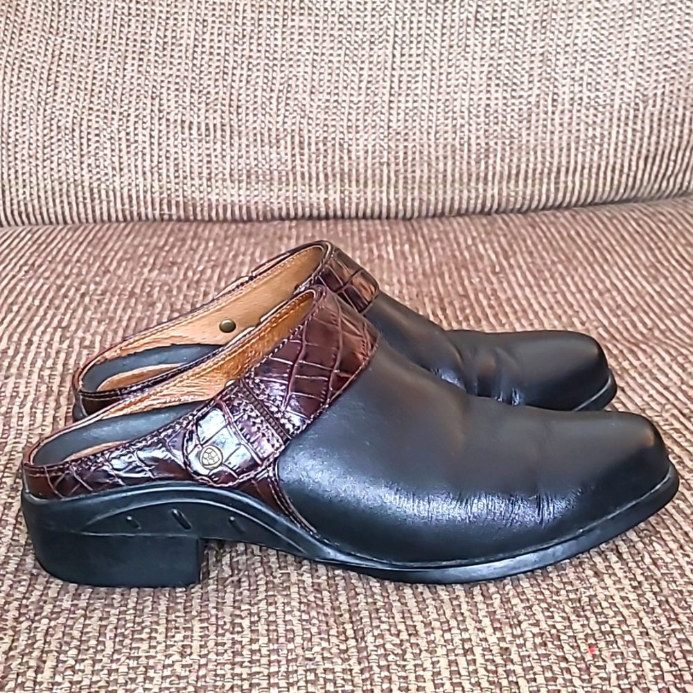 Ariat black w/brown trim leather clogs, 7, EUC